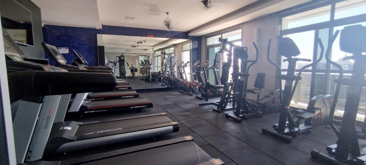 Estudio Aconchegante No Centro De Curitiba - Ar Condicio E Localizacao Perfeita! Luaran gambar