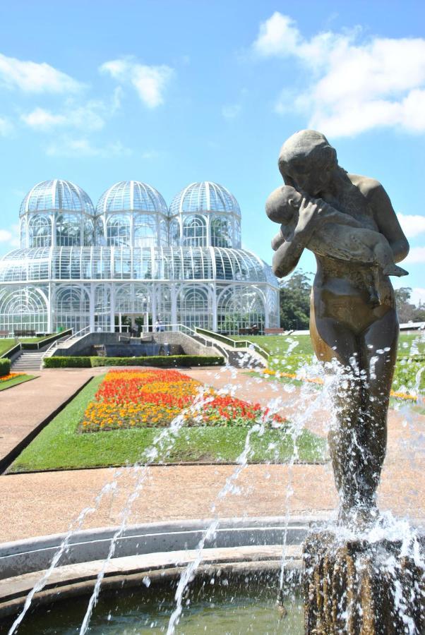 Estudio Aconchegante No Centro De Curitiba - Ar Condicio E Localizacao Perfeita! Luaran gambar
