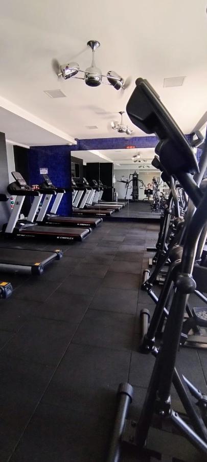 Estudio Aconchegante No Centro De Curitiba - Ar Condicio E Localizacao Perfeita! Luaran gambar