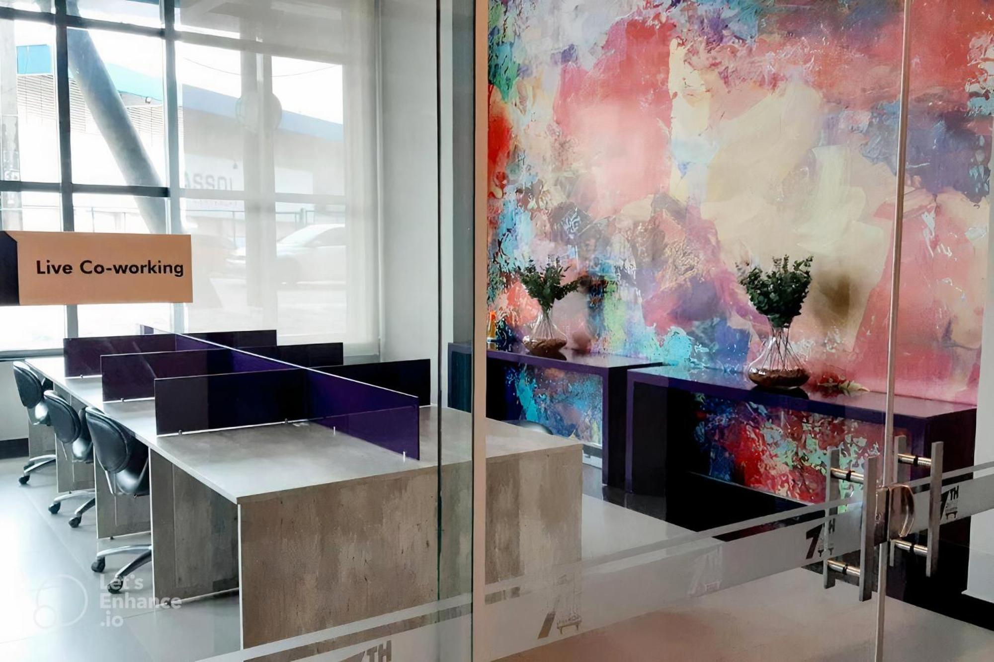 Estudio Aconchegante No Centro De Curitiba - Ar Condicio E Localizacao Perfeita! Luaran gambar