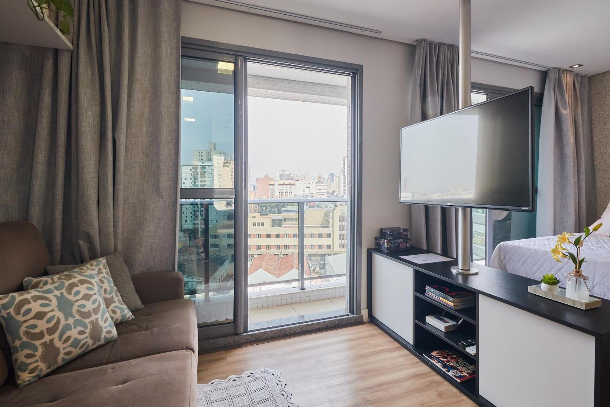 Estudio Aconchegante No Centro De Curitiba - Ar Condicio E Localizacao Perfeita! Luaran gambar