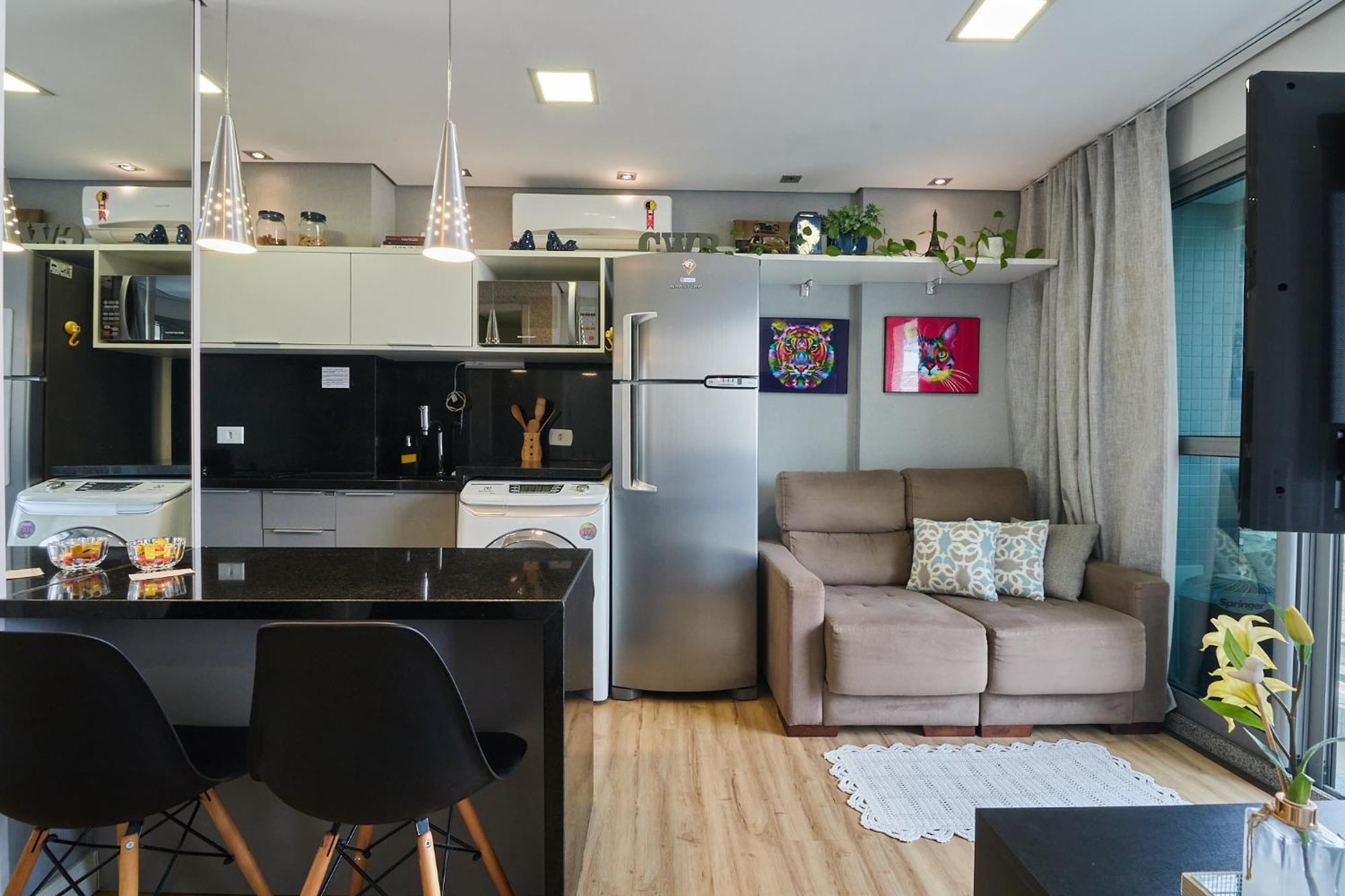 Estudio Aconchegante No Centro De Curitiba - Ar Condicio E Localizacao Perfeita! Luaran gambar